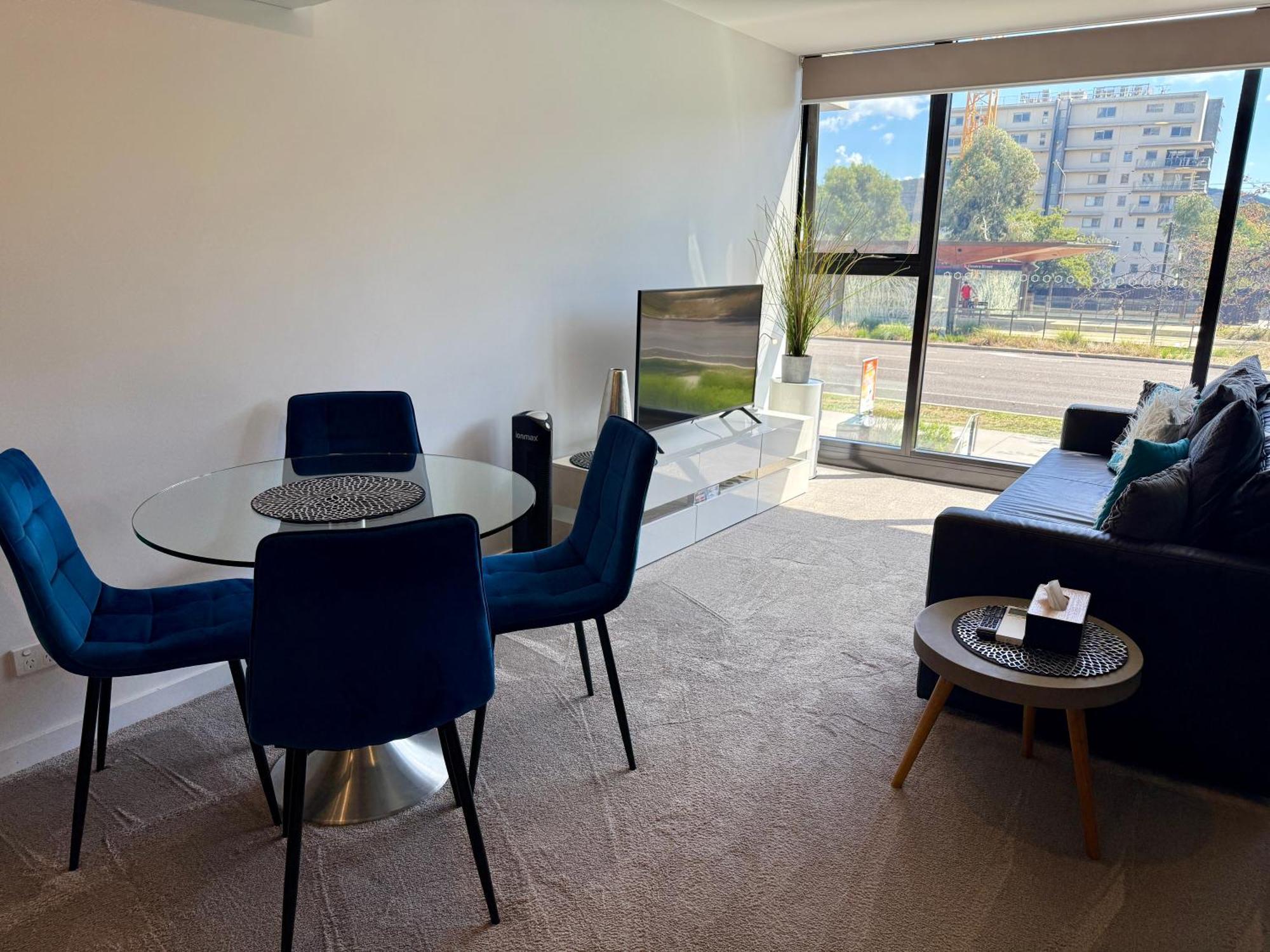 Midnight Luxe 1Br 1Bath Apartment 104 In The Heart Of Braddon Pool Sauna Secure Parking Wine Wifi Canberra Ngoại thất bức ảnh